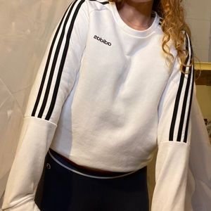 Adidas crewneck
